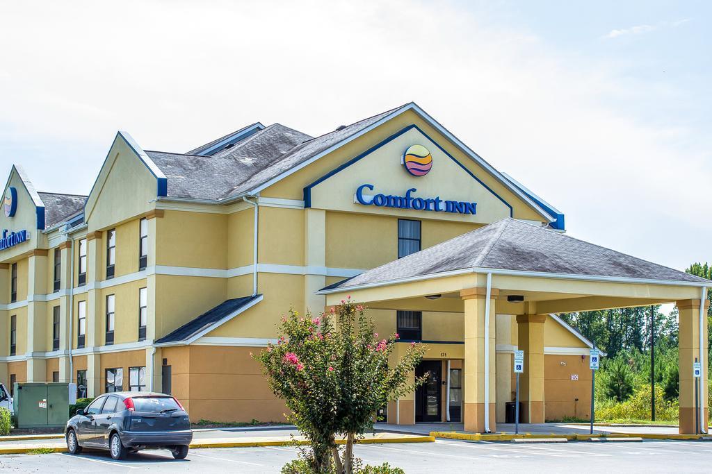 Comfort Inn Dunn Near I-95 Exterior photo